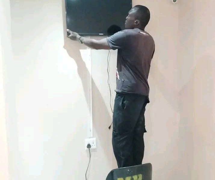 KHALANGA DSTV INSTALLER PTY LTD