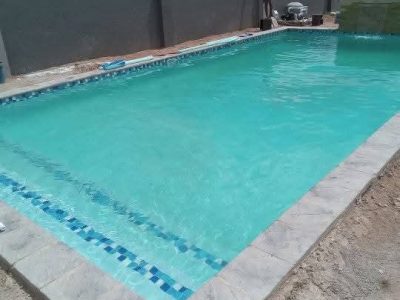 LETHOLE swimming pool builder
