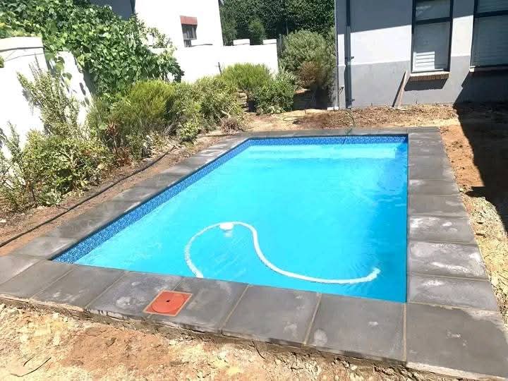 LETHOLE swimming pool builder