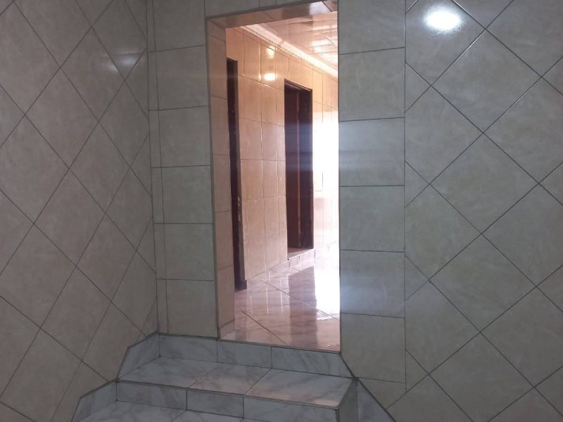 GALIS TILES AND DOORS pty(Ltd)